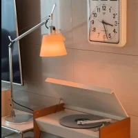 Artemide Tolomeo Basculante Table parchment