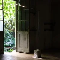 Diomede Bella lampada da terra a batteria ip65