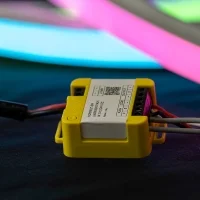 Digital 3-wire strip led control unit pixel to pixel