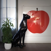 Candyslab Kira lacquered statue