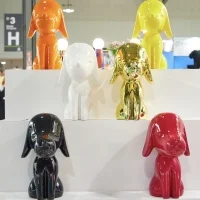 Candyslab Arturo statua