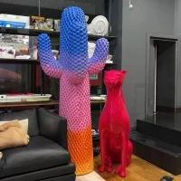 Candyslab Kira statua laccata