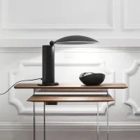 Lumen Center Washington table lamp