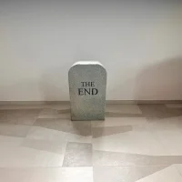 Gufram The End Limited Edition Collection Toiletpaper sitting
