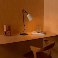 Faro Barcelona Studio lampada da tavolo