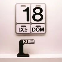 Danese Milano Timor calendario perpetuo