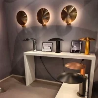 Lumen Center Washington wall lamp