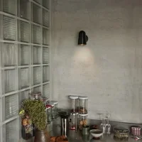 &Tradition Solid wall lamp ip44