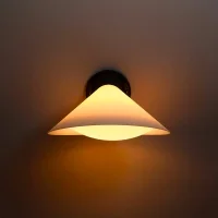 DCW Plume wall lamp