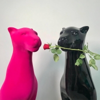 Candyslab Kira lacquered statue