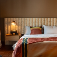 DCW Plume wall lamp