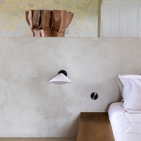 DCW Plume wall lamp