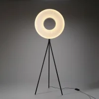 DCW Iris Tripod floor lamp