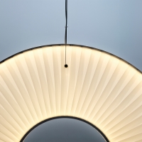DCW Iris Vertical suspension lamp