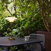 Louis Poulsen PH 2/1 Portable wireless lamp