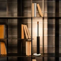 Martinelli Luce Metrica lampada da tavolo