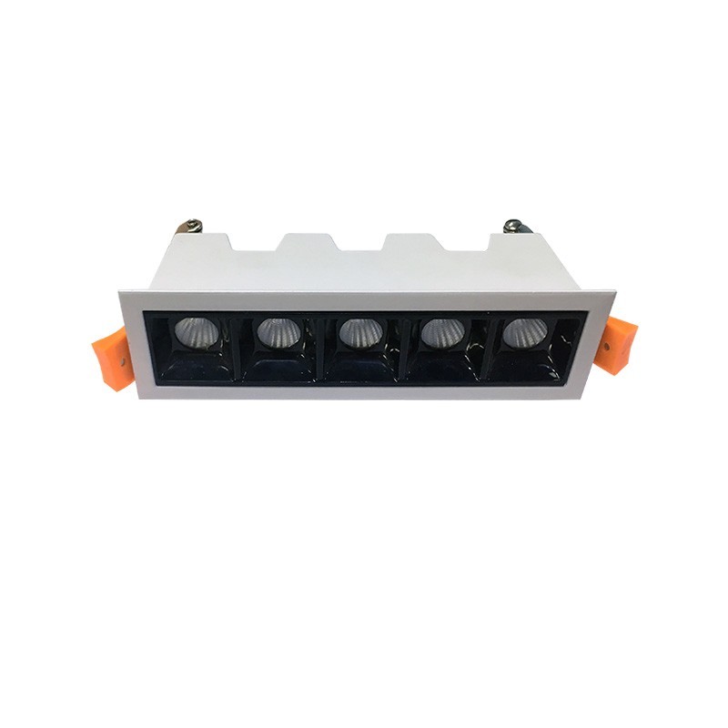 Blade Faretto Lineare Da Incasso 5 Punti Luce LED 10W 36° Blade Faretto Lineare Da Incasso 5 Punti Luce LED 10W 36°