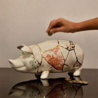 Seletti Kintsugi porcelain Piggy Bank