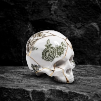 Seletti Kintsugi porcelain skull