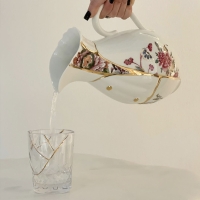 Seletti Kintsugi Carafe in porcelain and gold