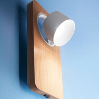 iLed Beebo wall projector