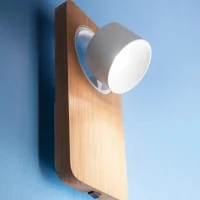 iLed Beebo wall projector
