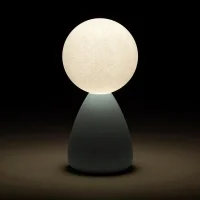 Plust Boom lampada a batteria da tavolo