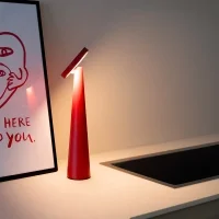 Zafferano Angelina battery table lamp