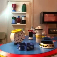 Memphis Onion vase