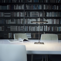 Flos Goldman table lamp
