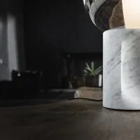 Penta Je Suis table lamp
