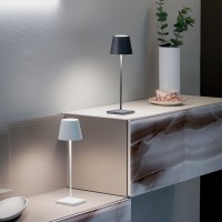 Zafferano POLDINA PRO LED Lampada da Tavolo A Batteria USB Con Base Ricaricabile Per Esterno