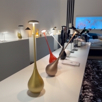 Zafferano Dondolina battery table lamp
