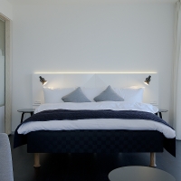 Louis Poulsen AJ Wall lamp