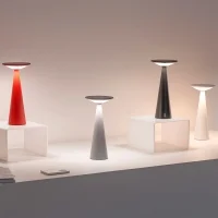 Zafferano Damina lampada a batteria da tavolo