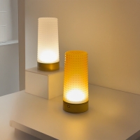 Zafferano Soffio battery table lamp