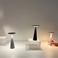 Zafferano Damina lampada a batteria da tavolo