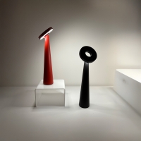 Zafferano Angelina battery table lamp