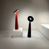 Zafferano Angelina battery table lamp