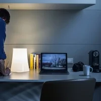 Foscarini Birdie Zero lampada led da tavolo