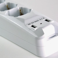 FAI Multipla Da Tavolo Con Interruttore 5 Prese Universali