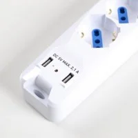 FAI Multipla Da Tavolo Con Interruttore 5 Prese Universali