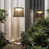 Vibia Wind 4067 lampada da terra per esterno