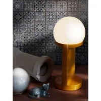 Ferroluce Habea 2 lampada da tavolo