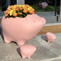Red Hook Kevin The Bacon vase and storage container