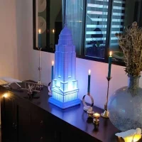 Qeeboo Empire table lamp Qeeboo Empire table lamp