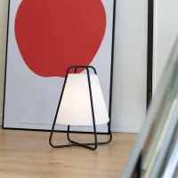 Zafferano Teepee lampada da tavolo a batteria