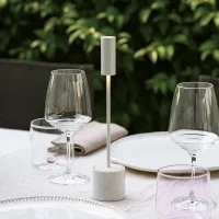 Zafferano Carolina lampada da tavolo a batteria