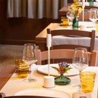 Zafferano Carolina battery table lamp