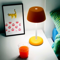 Zafferano Trilli battery table lamp